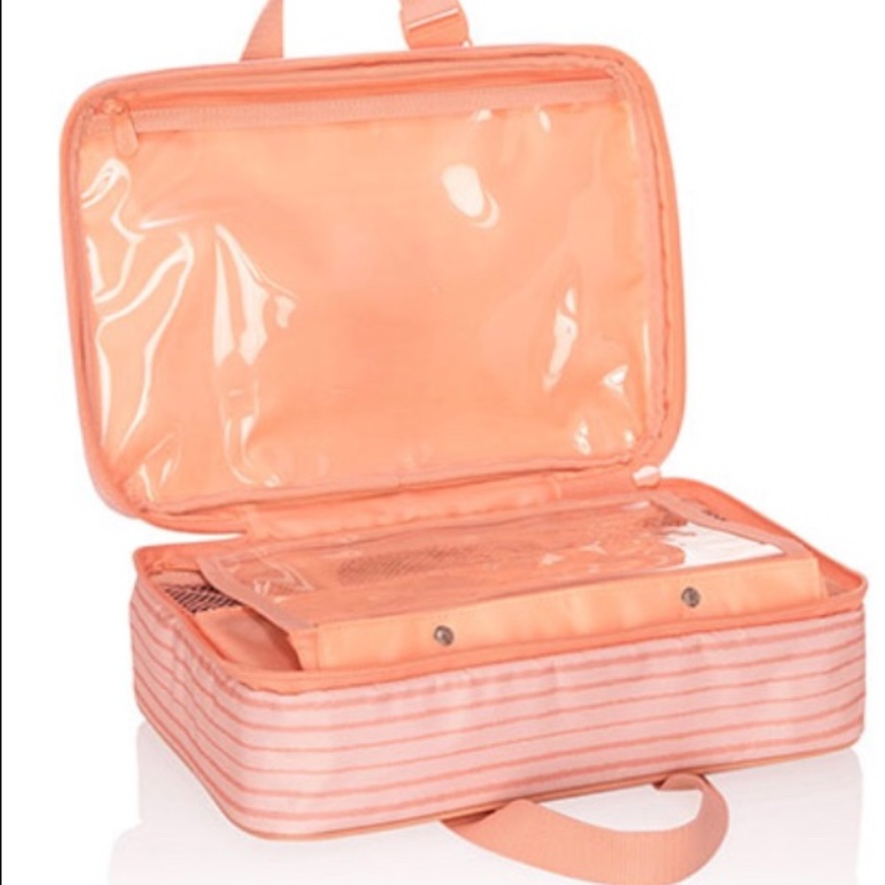Fold-Up Travel Bag